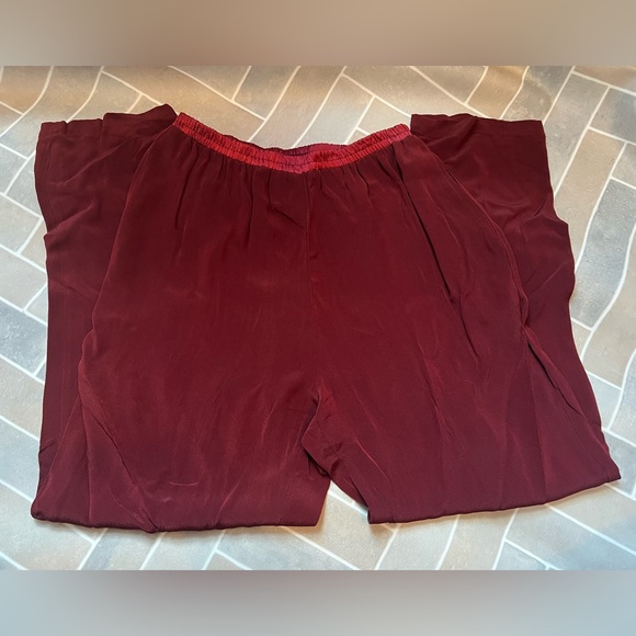 3/$15 K.d. Spring Red Straight Leg Pants - Picture 2 of 4